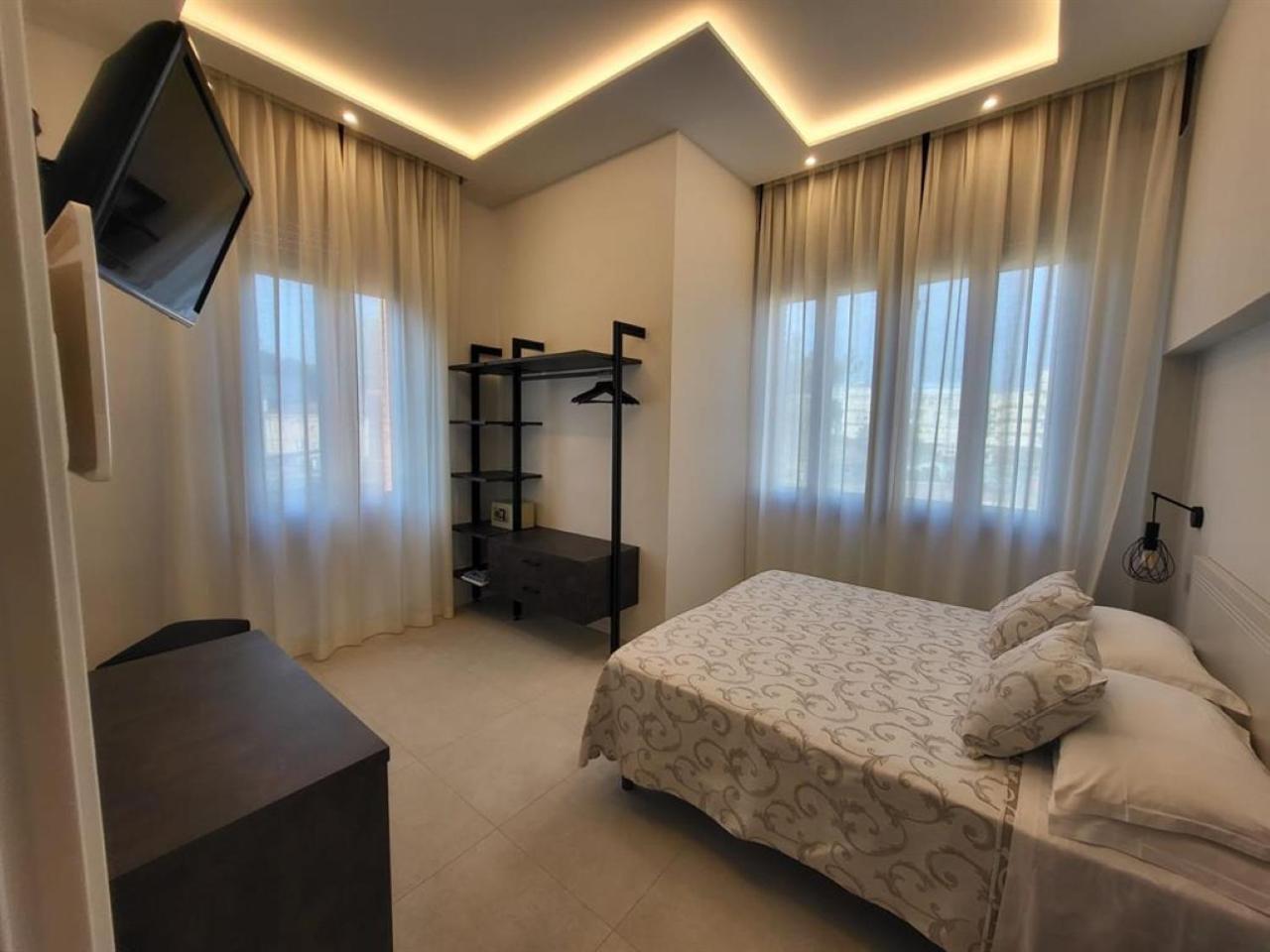 Hotel Villa Fulgida Каттоліка Екстер'єр фото